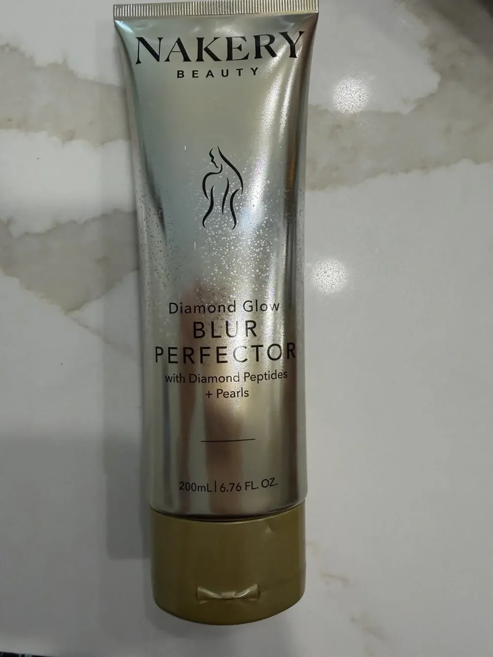 Nakery Beauty Diamond Glow Blur Perfector 200ml New and Sealed